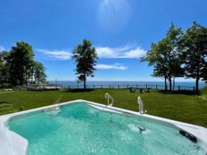 12 Person Hot Tub Overlooking Lake Michigan
